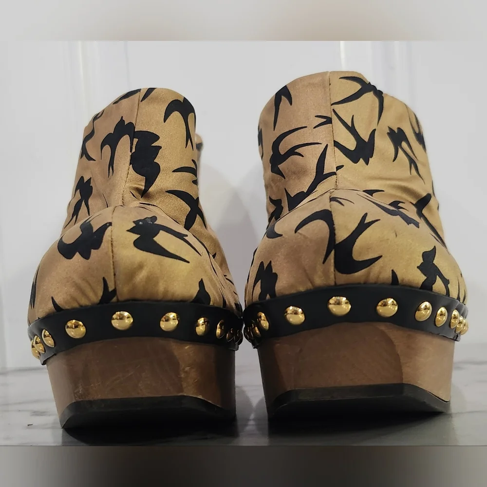Miu Miu Gold Satin Black Swallow Birds Wooden Mules Clogs Women's Size 37/6.5 - Picture 3 of 9